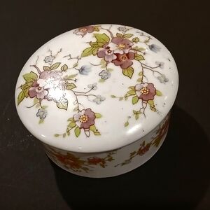 Vintage Floral Ceramic Trinket Box